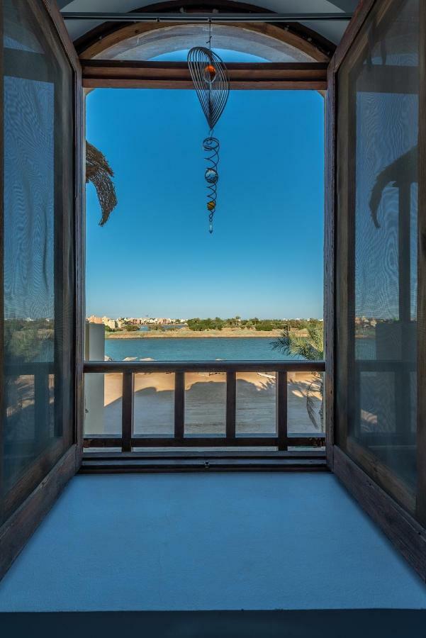 Lagoon View 1-bedroom In West Golf El Gouna Apartmán